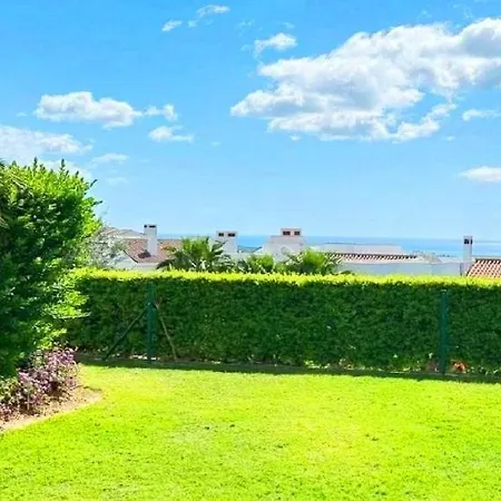 Iglesias Garden Apartment