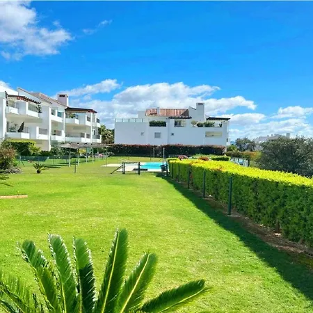 Iglesias Garden Apartment